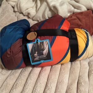 RUMPL Colorful Sherpa Puffy Blanket